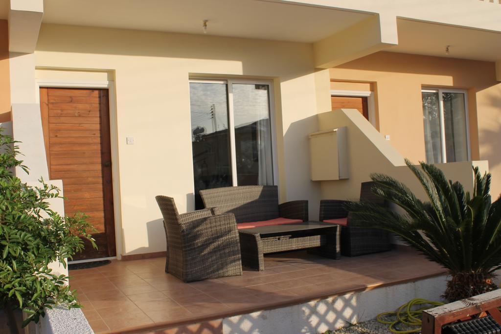 Ferienwohnung Diana Townhouse 2 Paphos Exterior foto
