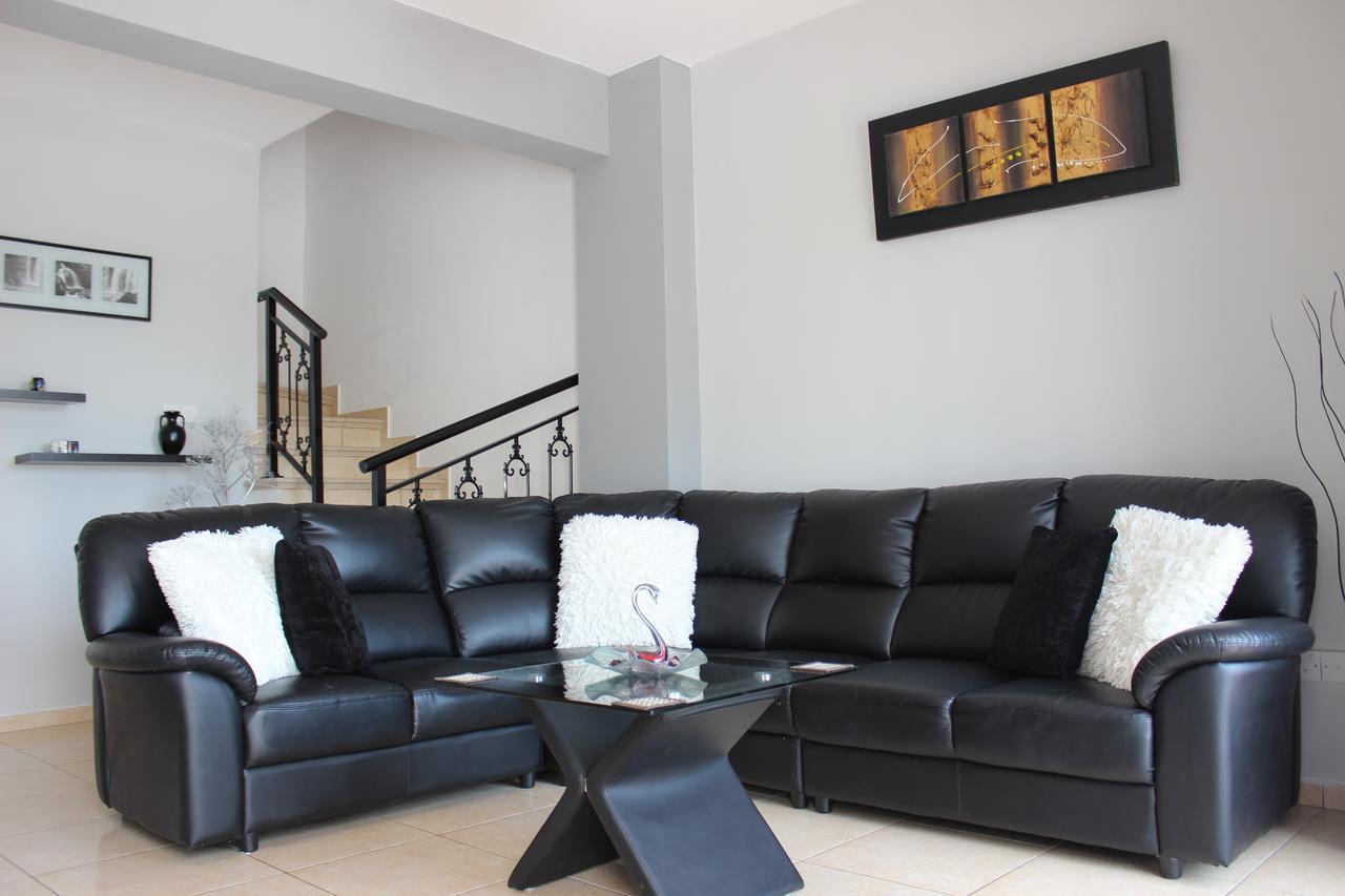 Ferienwohnung Diana Townhouse 2 Paphos Exterior foto